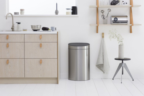 Мусорное ведро Brabantia Touch Bin New 114823