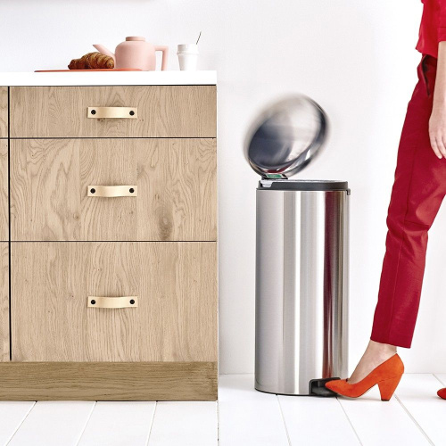 Мусорное ведро Brabantia NewIcon 111822 фото 4