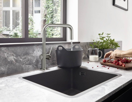 Смеситель Hansgrohe Talis M54 72806800 для кухонной мойки, сталь фото 3