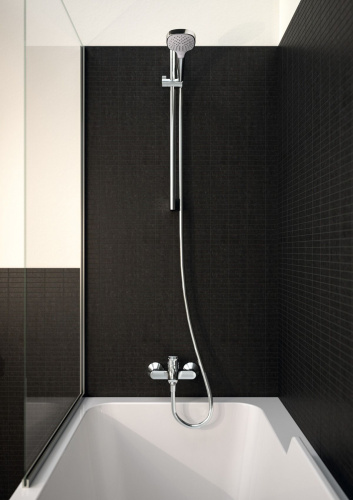 Душевой комплект Hansgrohe Logis 71400000 смеситель + душевой гарнитур