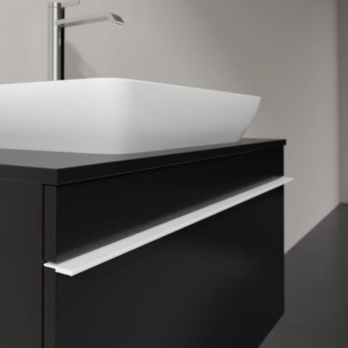 Мебель для ванной Villeroy & Boch Venticello 75 black matt lacquer, с белой ручкой фото 3