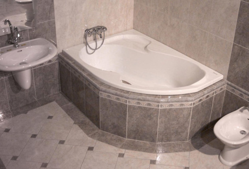 Акриловая ванна Ravak Rosa I L 140x105, с ножками фото 3