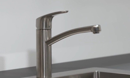 20 050 руб. Смеситель Hansgrohe Focus M41 31804000 для кухонной мойки, хром фото 6 Смеситель Hansgrohe Focus M41 31804000 для кухонной мойки, хром фото 6