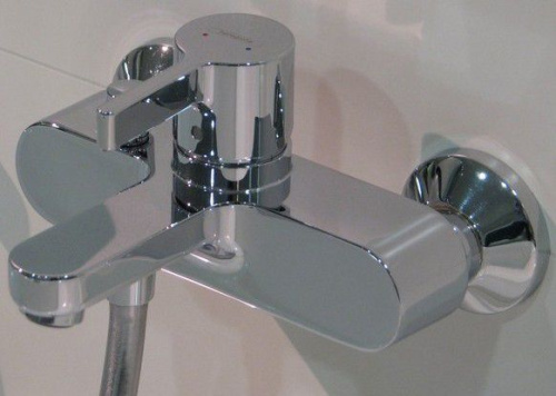 Смеситель Hansgrohe Metris S 31460000 для ванны с душем фото 3