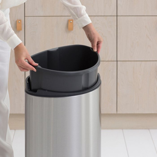Мусорное ведро Brabantia Touch Bin New 114823 фото 5