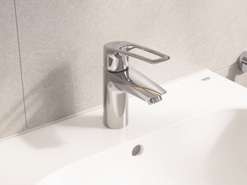 Смеситель Grohe Eurosmart 23980003 для раковины фото 2