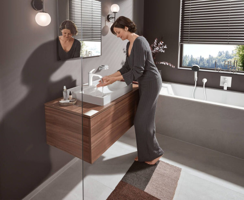 Смеситель Hansgrohe Vivenis 75416700 для ванны с душем, матовый белый фото 2