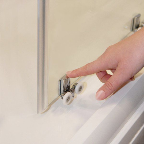 Душевая дверь в нишу Ravak BLDP2-120 Transparent, профиль хром + средство для ванн и защитное средство фото 2