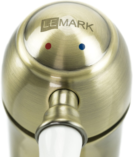 Смеситель Lemark Villa LM4806B для раковины, бронза фото 6