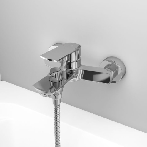 Смеситель IDDIS Plank PLASB02i02WA для ванны с душем, хром фото 2