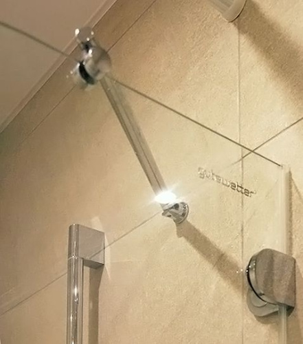 Шторка на ванну GuteWetter Lux Pearl GV-001A правая 50 см стекло бесцветное, фурнитура хром фото 3