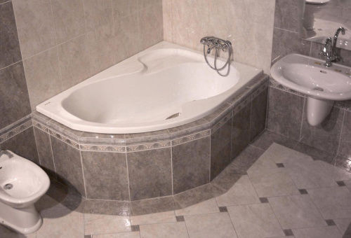 Акриловая ванна Ravak Rosa I 150x105 R с ножками фото 3