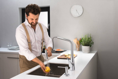 Смеситель Hansgrohe Metris Select M71 73816000 для кухонной мойки, хром фото 2
