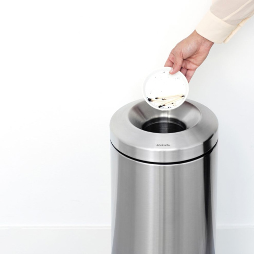 41 190 руб. Урна Brabantia 287527 с защитой от возгорания фото 8 Урна Brabantia 287527 с защитой от возгорания фото 8