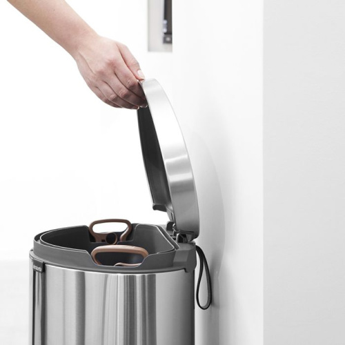 Мусорное ведро Brabantia FlatBack 482021 фото 5