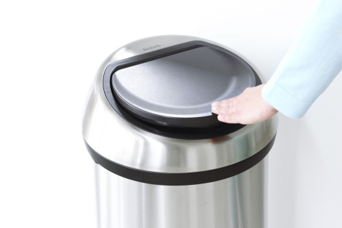 Мусорное ведро Brabantia Touch Bin 484506 фото 3 Мусорное ведро Brabantia Touch Bin 484506 фото 3