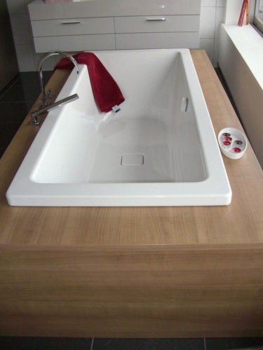 Стальная ванна Kaldewei Avantgarde Conoduo 735 200x100 с покрытием Easy-Clean фото 2