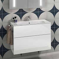 Мебель для ванной Villeroy & Boch Finion 80 glossy white lacquer, с настенным освещением