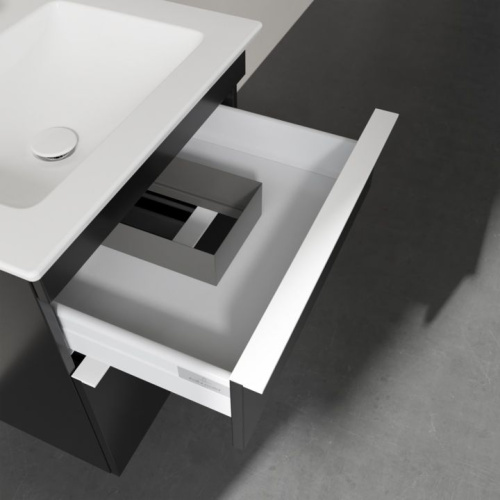 Мебель для ванной Villeroy & Boch Venticello 55 black matt lacquer, с белыми ручками фото 5